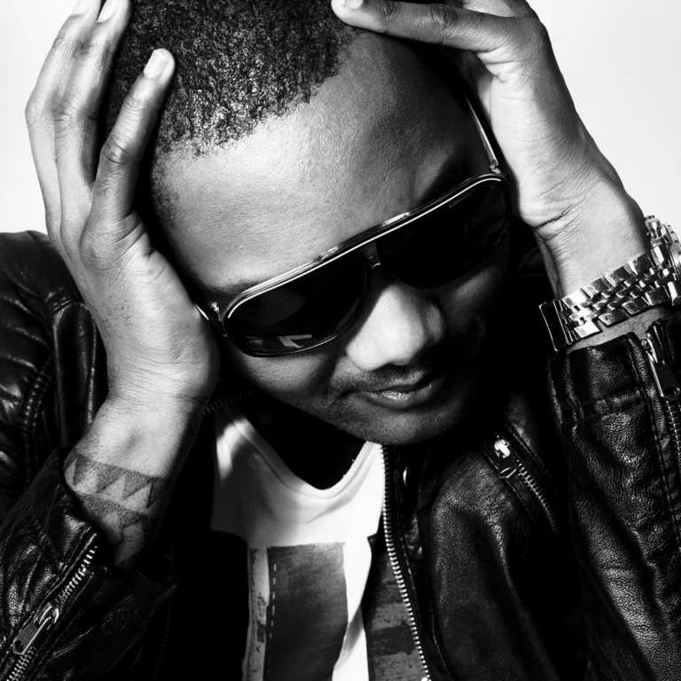 Instagram post from official.fbfotografie. This post is in position 7.